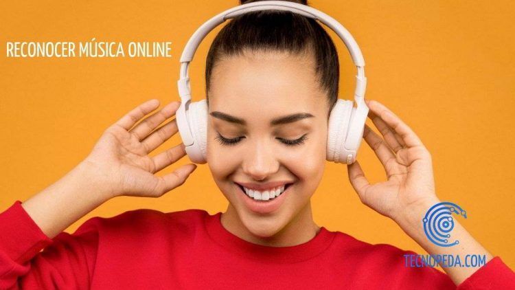 Mujer oyendo música con unos auriculares