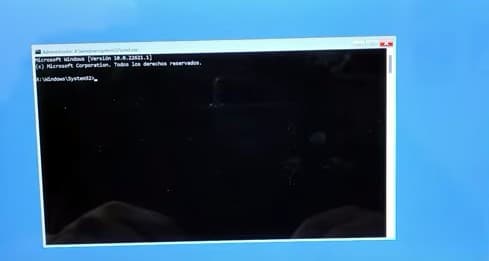 Utilizar el Símbolo de Sistema en la pantalla de recuperación de Windows